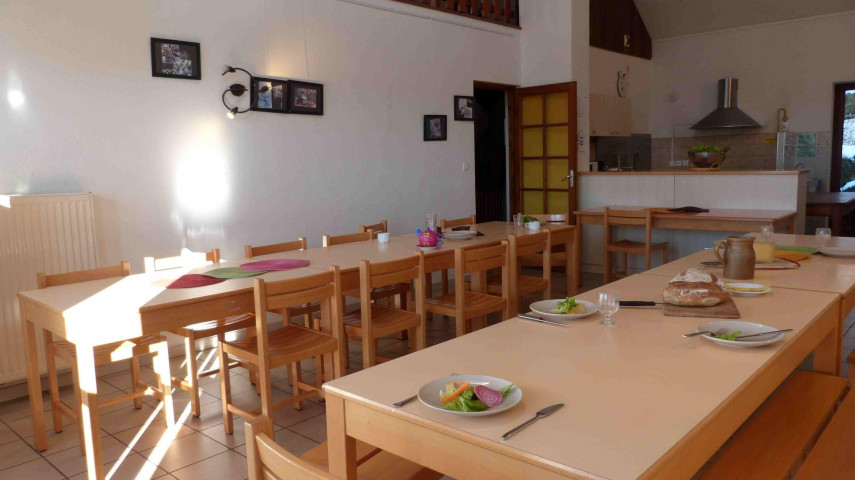 CafÉ-restaurant gÎte groupe materiel via ferrata à reprendre - Ain